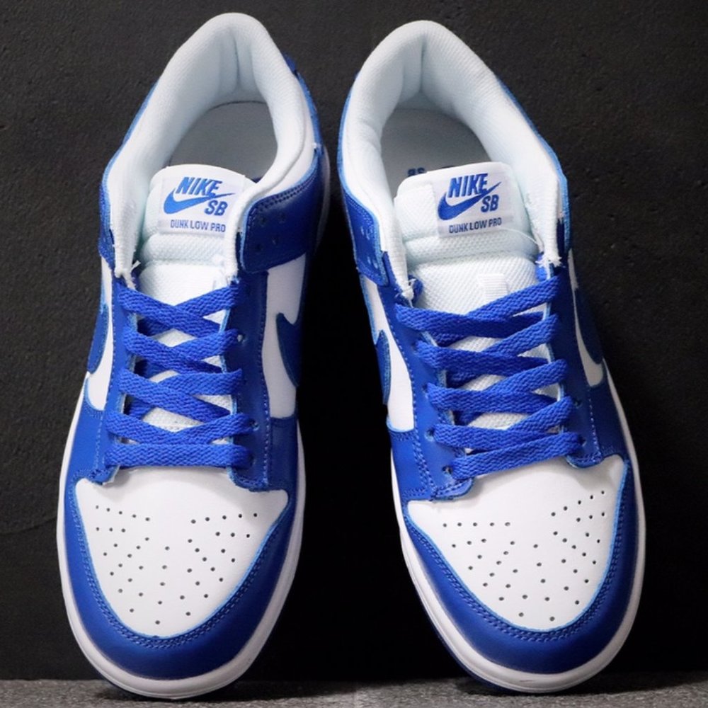 Nike Dunk Low “Kentucky"